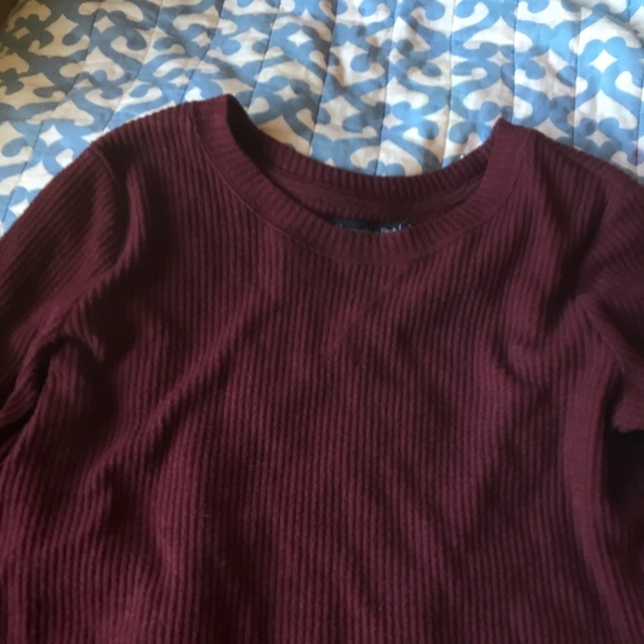 Abercrombie & Fitch Tops - Abercrombie & Fitch maroon long sleeve